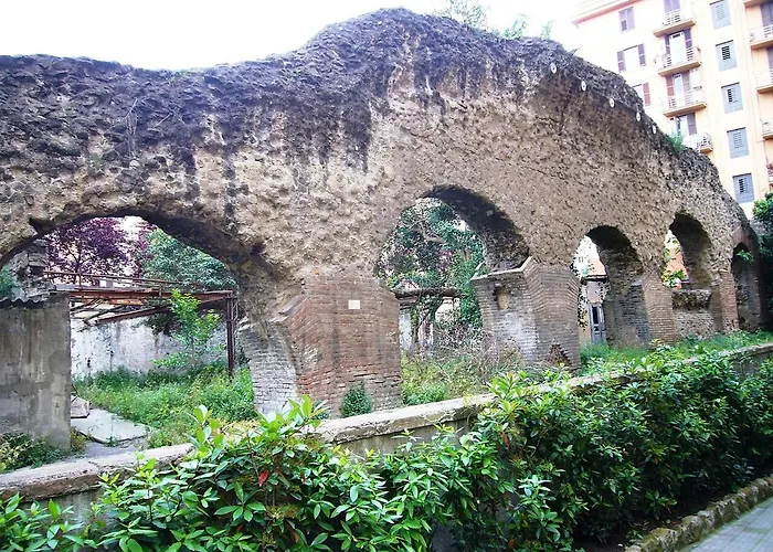 Porticus Apartment *